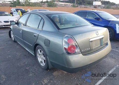 2005 Nissan Altima 2.5 S z USA, uszkodzony, nr VIN 1N4AL11E15C393885